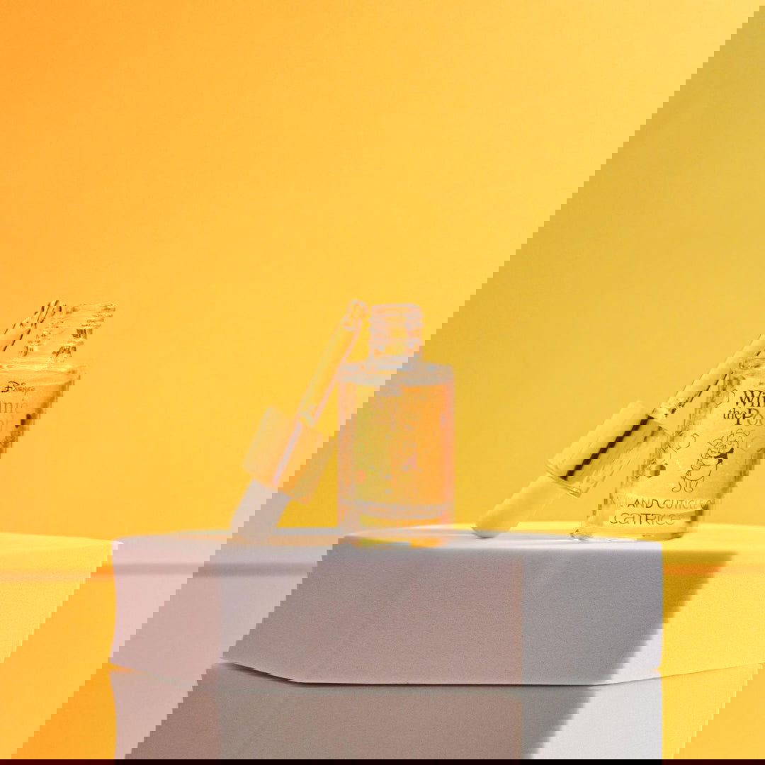 CATRICE | WINNIE THE POOH HUILE NOURISSANTE POUR ONGLES ET CUTICULES - Mayshka