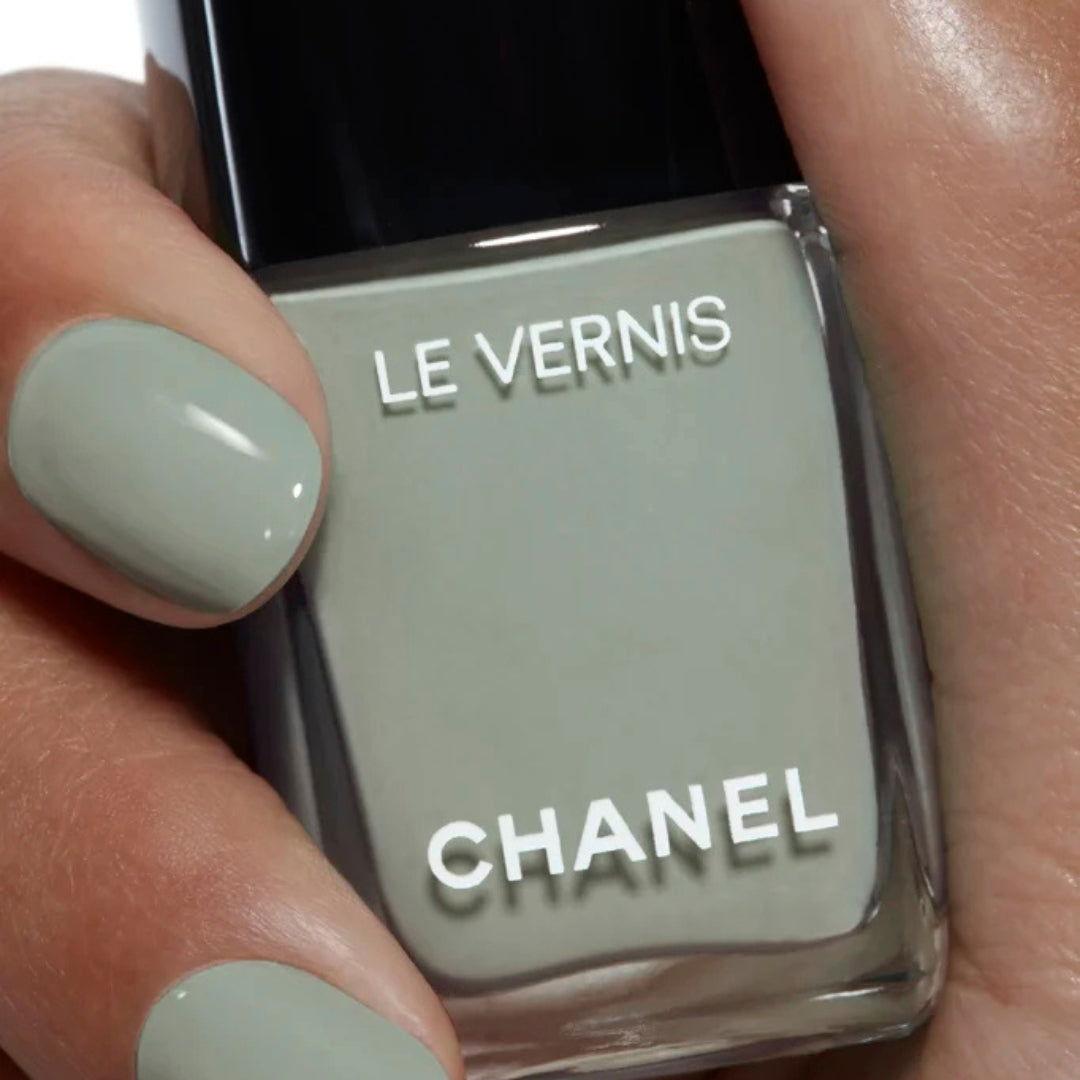 CHANEL | VERNIS LONGWEAR 608 LEGERETE - Mayshka