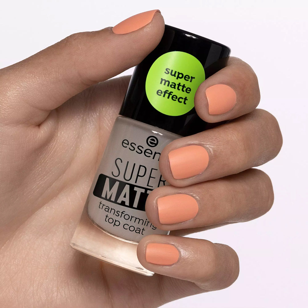 ESSENCE  | SUPER MATTE TRANSFORMING TOP COAT