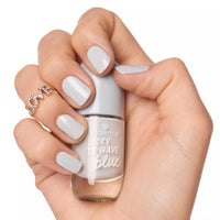 ESSENCE | VERNIS A ONGLES LUCKY TO HAVE BLUE Mayshka