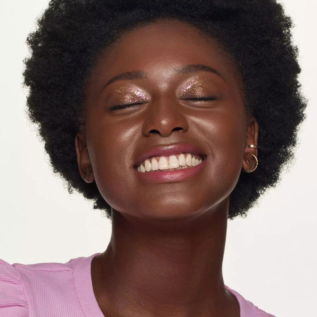 ESSENCE | FARD A PAUPIERES MULTICHROME FLAKES - Mayshka