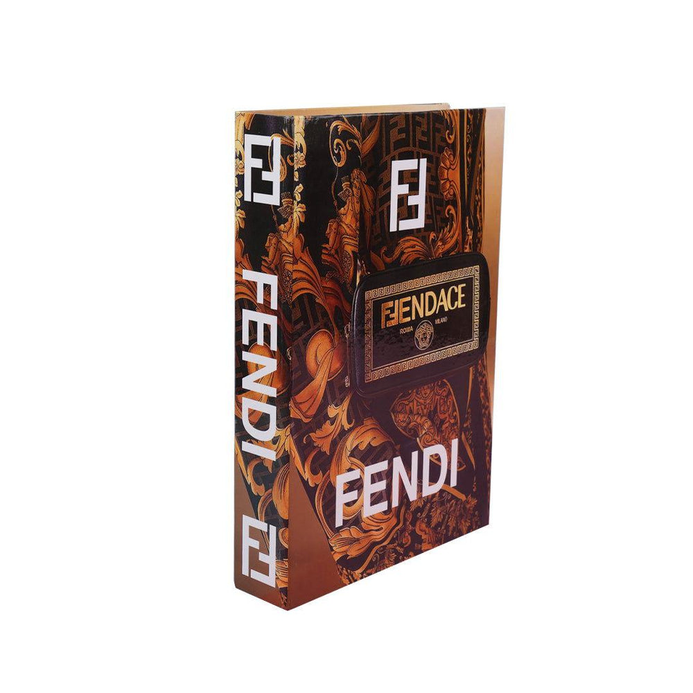 FENDI | FAUX LIVRE PERSONALISE - Mayshka