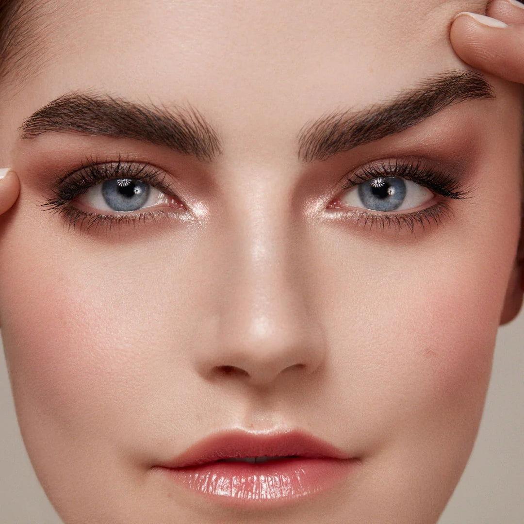 NICKA K | POMMADE A SOURCILS EN GEL - Mayshka